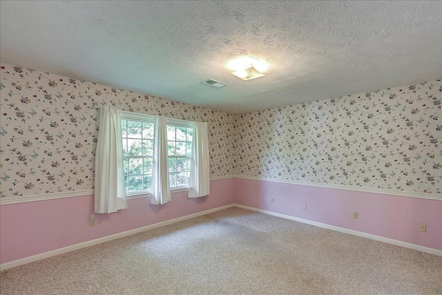 396 Squires Cir, Lexington, KY 40515 - unfurnished room with a textured ceiling, wallpapered walls, and light carpet