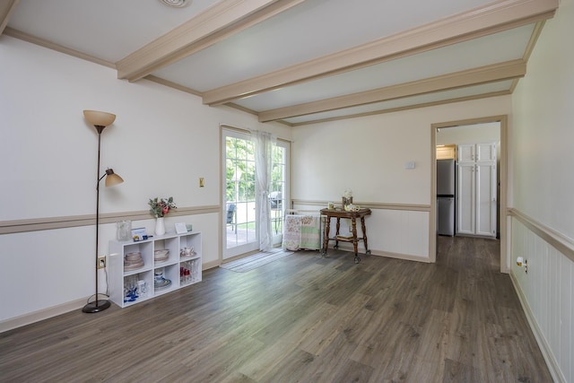 331 Clearbrook Dr, Danville, KY 40422 - unfurnished room featuring beam ceiling, wainscoting, and wood finished floors