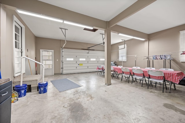 9209 W Hwy 80, Nancy, KY 42544 - view of garage