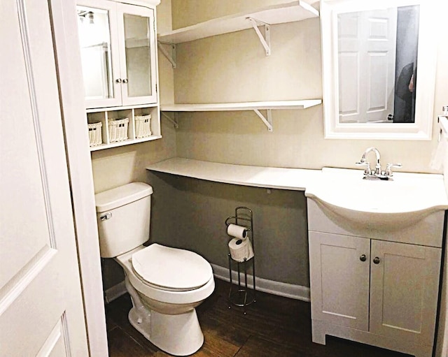 1984 Greenleaf Dr, Lexington, KY 40505 - bathroom featuring vanity and wood finished floors