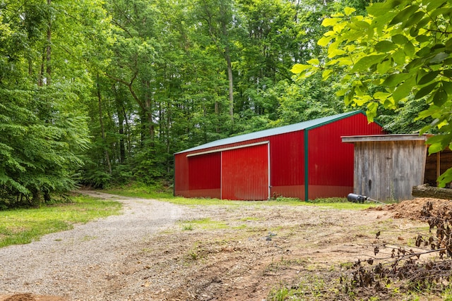 1564 High Ridge Rd, Middleburg, KY 42541 - view of pole building featuring a view of trees