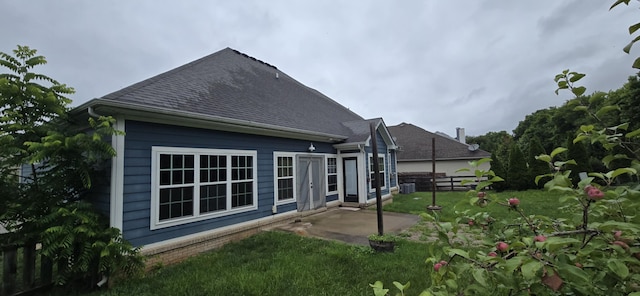 4020 Greentree Rd, Versailles, KY 40383 - rear view of house with a patio area and roof with shingles