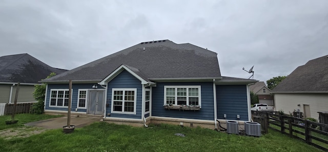 4020 Greentree Rd, Versailles, KY 40383 - back of property with a patio area and roof with shingles