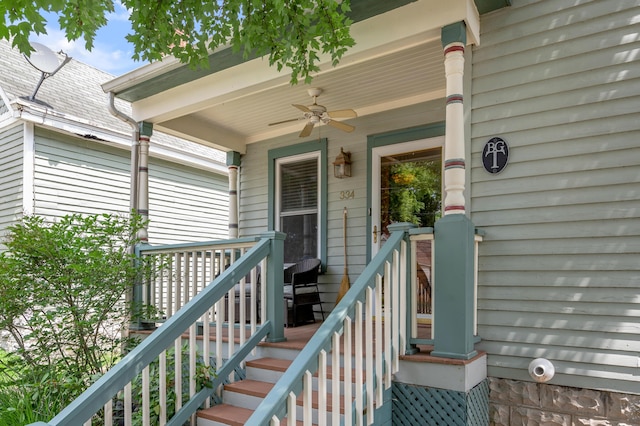 334 Oldham Ave, Lexington, KY 40502 - property entrance with a ceiling fan and a porch