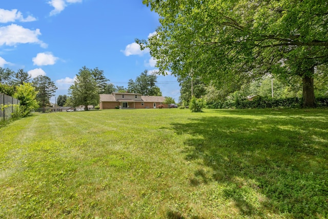 117 S Cumberland St, Berea, KY 40403 - view of yard