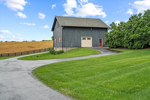 5045 Van Meter Rd, Winchester, KY 40391 - view of pole building featuring asphalt driveway
