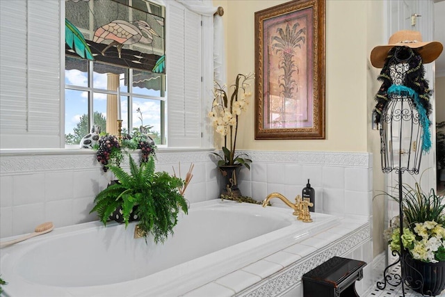 5045 Van Meter Rd, Winchester, KY 40391 - full bathroom with a bath