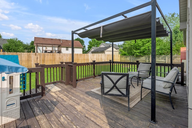 210 Taylorsville Trl, Georgetown, KY 40324 - wooden terrace with a fenced backyard