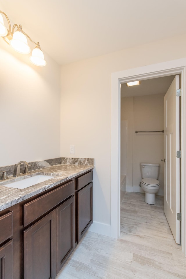 4185 Buttermilk Rd, Lexington, KY 40509 - full bath featuring vanity and wood finished floors
