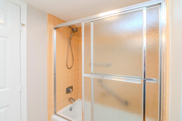 395 Redding Rd Unit 30, Lexington, KY 40517 - full bathroom with shower / bath combination with glass door