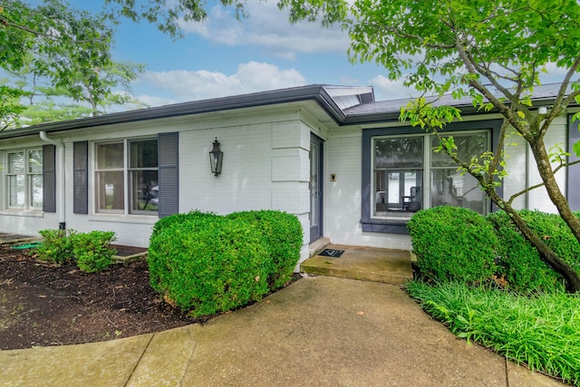 395 Redding Rd Unit 30, Lexington, KY 40517 - property entrance with brick siding