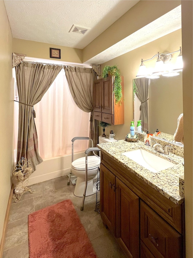 250 Hilltop Ests, Morehead, KY 40351 - full bath with vanity, shower / bath combo, and a textured ceiling