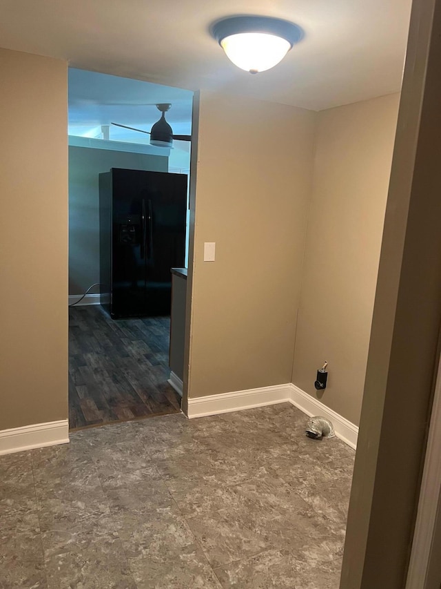 2441 Rogers Rd, Lancaster, KY 40444 - laundry area featuring baseboards