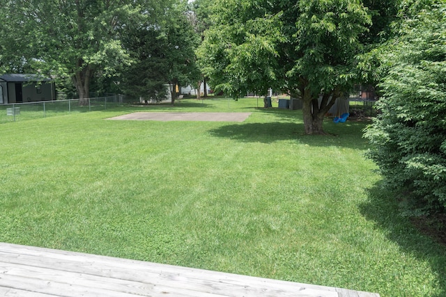 1424 Corral Way, Frankfort, KY 40601 - view of yard featuring a storage shed