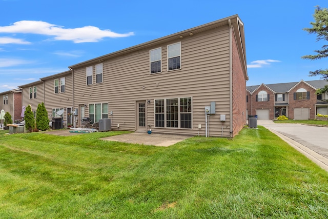 4464 Stuart Hall Blvd Unit 9101, Lexington, KY 40509 - rear view of house with a lawn
