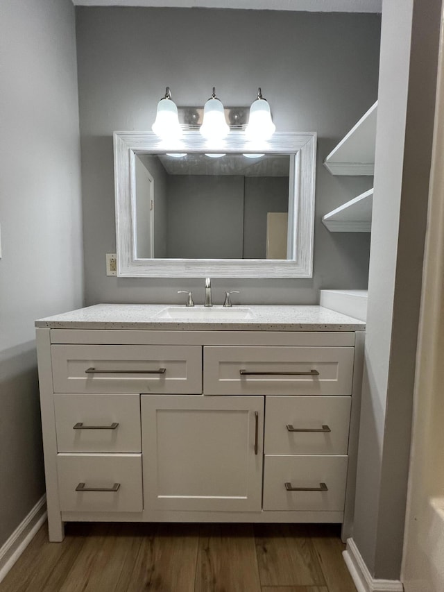 20 Heather Ln, Winchester, KY 40391 - bathroom featuring vanity and wood finished floors