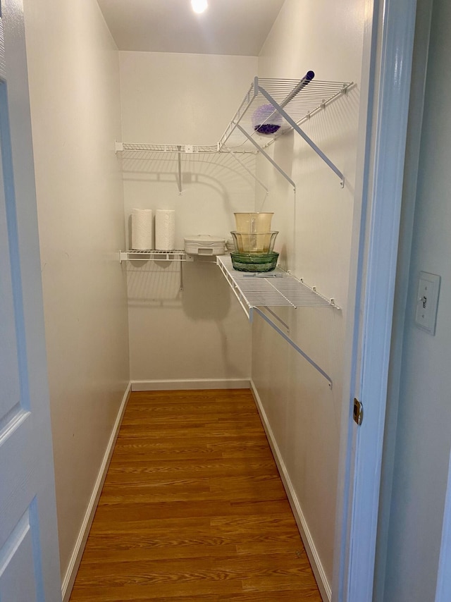 5515 Van Meter Rd, Winchester, KY 40391 - spacious closet with wood finished floors