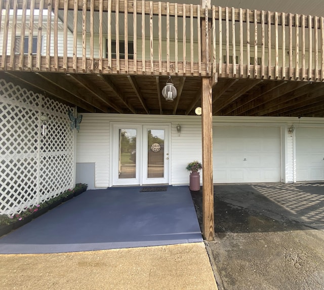 5515 Van Meter Rd, Winchester, KY 40391 - view of exterior entry with an attached garage and driveway