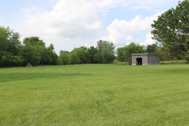 5515 Van Meter Rd, Winchester, KY 40391 - view of grassy yard featuring an outdoor structure
