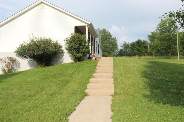 5515 Van Meter Rd, Winchester, KY 40391 - view of green lawn