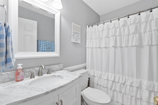 313 Man O War Ct, Lawrenceburg, KY 40342 - bathroom featuring vanity and a shower with curtain