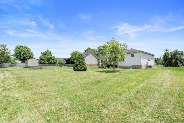 313 Man O War Ct, Lawrenceburg, KY 40342 - view of yard