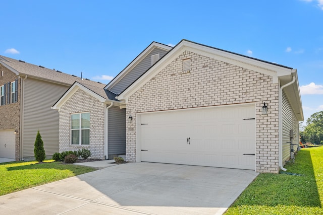 1152 Leanndra Park, Lexington, KY 40511 - ranch-style house with an attached garage, brick siding, driveway, and a front lawn