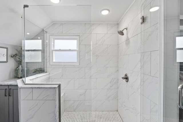 4109 Bridgemont Ln, Lexington, KY 40515 - bathroom featuring a tile shower, vanity, and lofted ceiling
