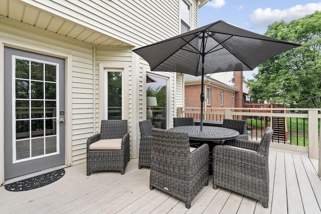 4109 Bridgemont Ln, Lexington, KY 40515 - deck featuring outdoor dining space