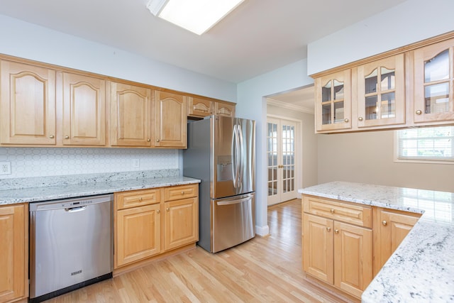 471 Westerfield Way Unit 40503, Lexington, KY 40503 - kitchen featuring appliances with stainless steel finishes, light wood-type flooring, plenty of natural light, glass insert cabinets, and crown molding