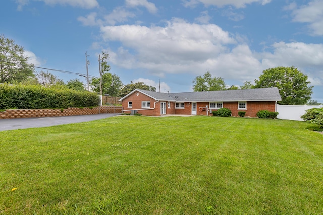 471 Westerfield Way Unit 40503, Lexington, KY 40503 - single story home with brick siding and driveway