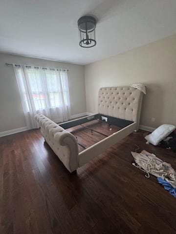 5 Abbey Ln, Middlesboro, KY 40965 - bedroom featuring wood finished floors and baseboards