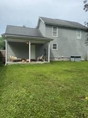 5 Abbey Ln, Middlesboro, KY 40965 - back of property featuring a yard