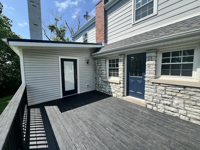 8585 Troy Pike, Versailles, KY 40383 - view of wooden terrace