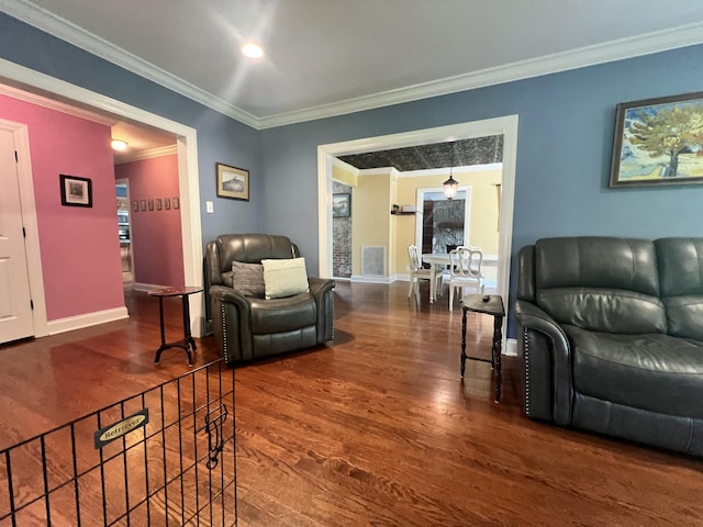 8585 Troy Pike, Versailles, KY 40383 - living room with crown molding and wood finished floors