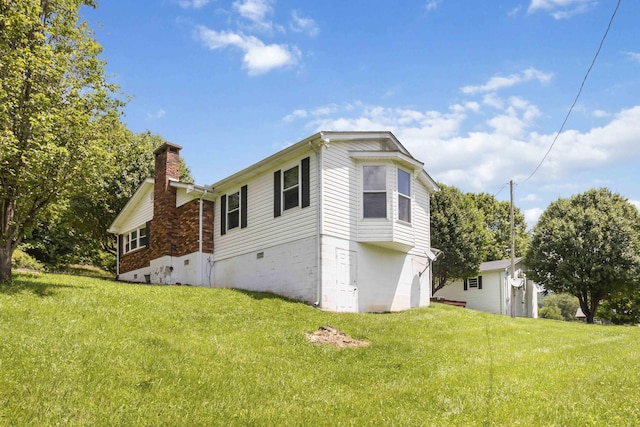 1751 Piney Grove Rd, Somerset, KY 42501 - view of side of property with a chimney and a yard