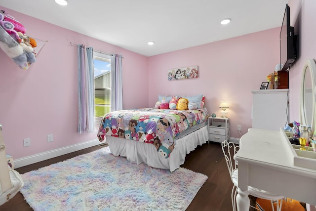 81 Grand Crossing Ct, Somerset, KY 42503 - bedroom with dark wood finished floors and recessed lighting
