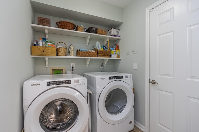 1107 Zoeller Ct, Lexington, KY 40511 - laundry area with washer and clothes dryer