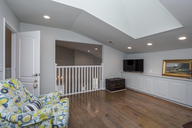 1107 Zoeller Ct, Lexington, KY 40511 - sitting room with lofted ceiling, dark wood-style floors, and recessed lighting