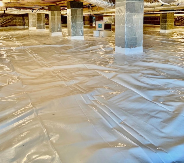 190 Keeneland Trl, Corbin, KY 40701 - inside crawl space