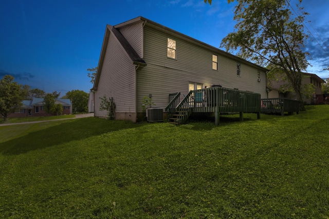 111 Quail Ridge Rd, Winchester, KY 40391 - rear view of house featuring a wooden deck and a yard