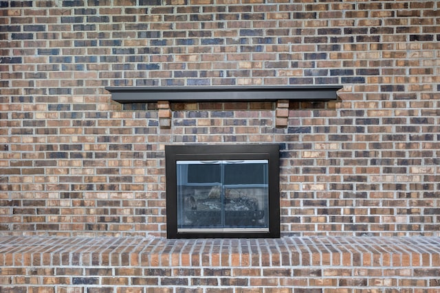 3848 Mcgarry Dr, Lexington, KY 40514 - detailed view of brick siding