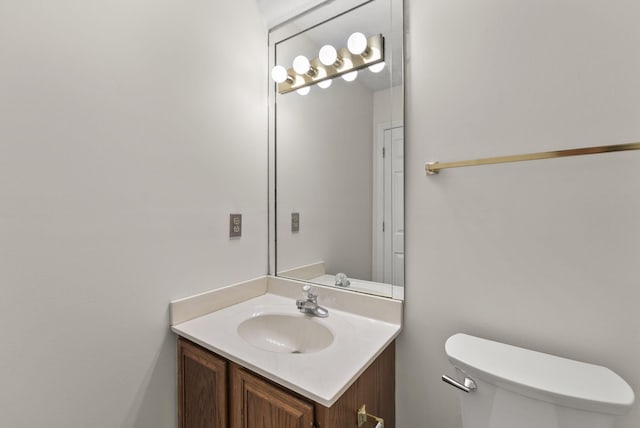 1048 Vero Ct, Lexington, KY 40509 - half bath with toilet and vanity