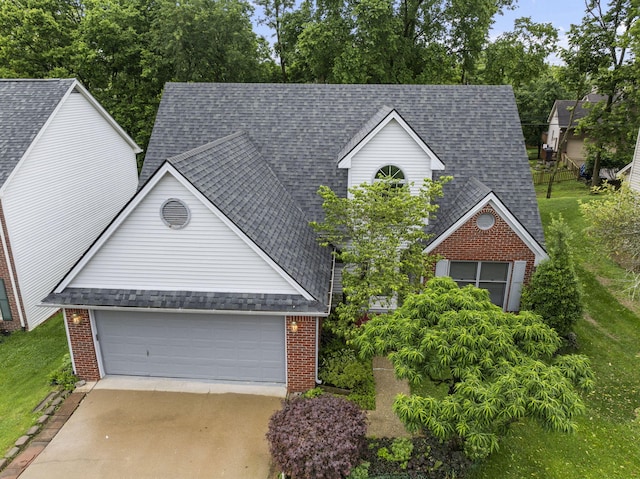 1048 Vero Ct, Lexington, KY 40509 - traditional-style home with brick siding, a shingled roof, and an attached garage