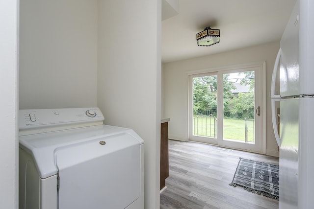 139 Tartan Dr, Lexington, KY 40517 - laundry area with light wood-style floors