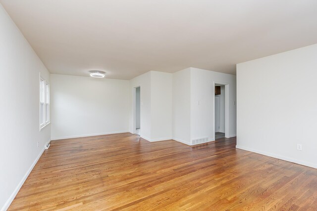 139 Tartan Dr, Lexington, KY 40517 - spare room featuring light wood-style flooring and baseboards