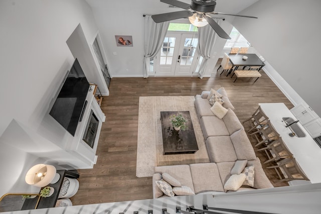 1912 Tidewater Flt, Lexington, KY 40509 - living room with ceiling fan and wood finished floors