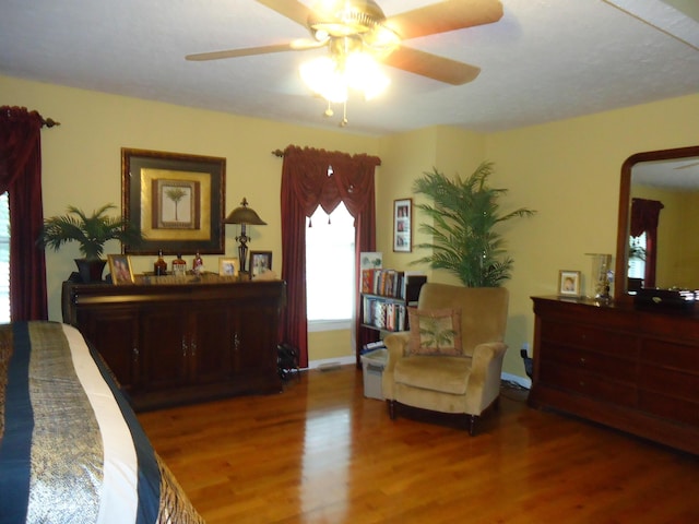 407 Autumn Dr, Lancaster, KY 40444 - bedroom featuring wood finished floors and ceiling fan