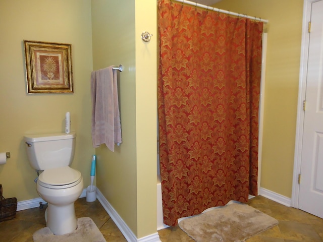 407 Autumn Dr, Lancaster, KY 40444 - full bath with tile patterned floors and shower / bath combination with curtain