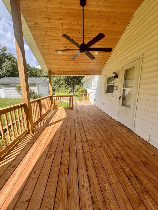 1185 Oak Ridge Rd, Corbin, KY 40701 - wooden terrace featuring a ceiling fan